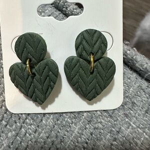 Elegant Green Heart Earrings